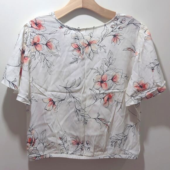 ASTR the Label Flutter Sleeve Crossover Top White Watercolor Floral Women's L - Picture 3 of 8